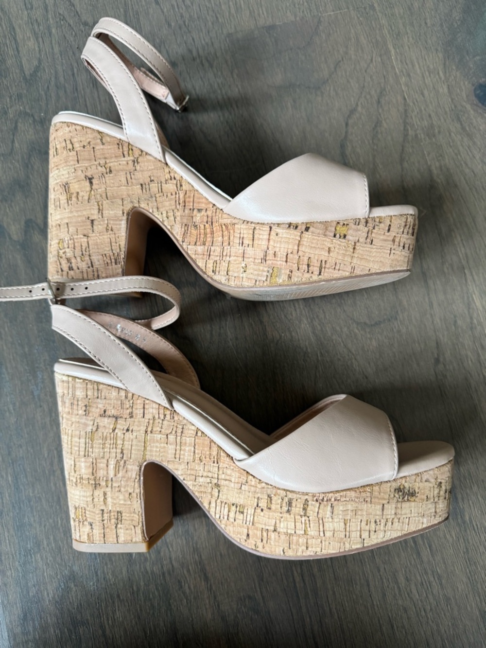 Berness Averie Cork Platfrom Beige Ankle-Strap Block Heel Sandal - Size 8.5
